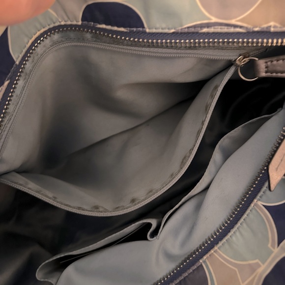 Vintage Coach Authentic Shoulder Bag - Picture 14 of 15